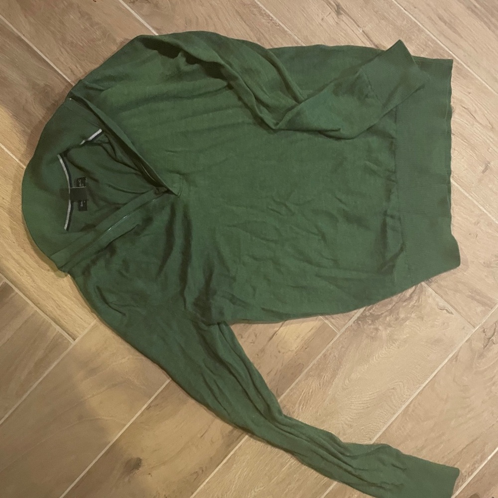 Banana Republic merino sweater - medium